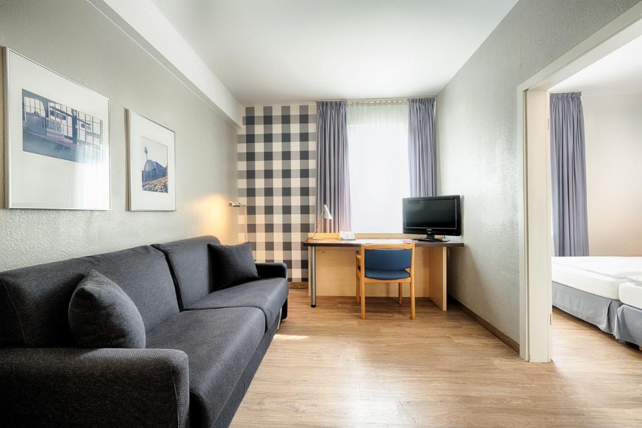 Enjoy Hotel Berlin City Messe Exterior photo